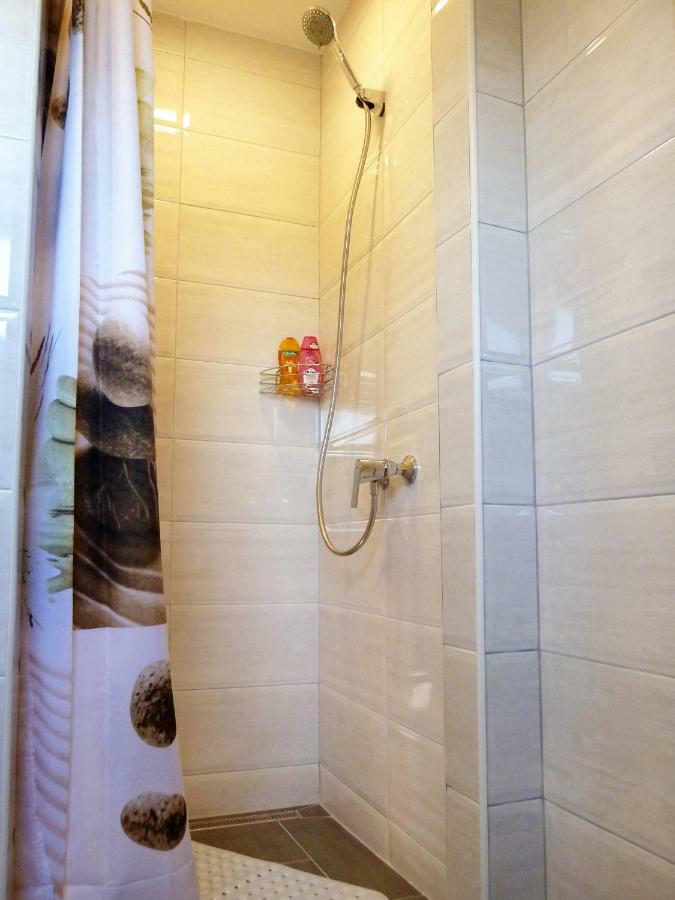 Apartment Petra I Nikola เซลิสเต เดรซิสโก ภายนอก รูปภาพ